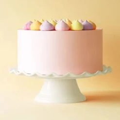 A Little Lovely Cake Stand Wave Vanilla Cream