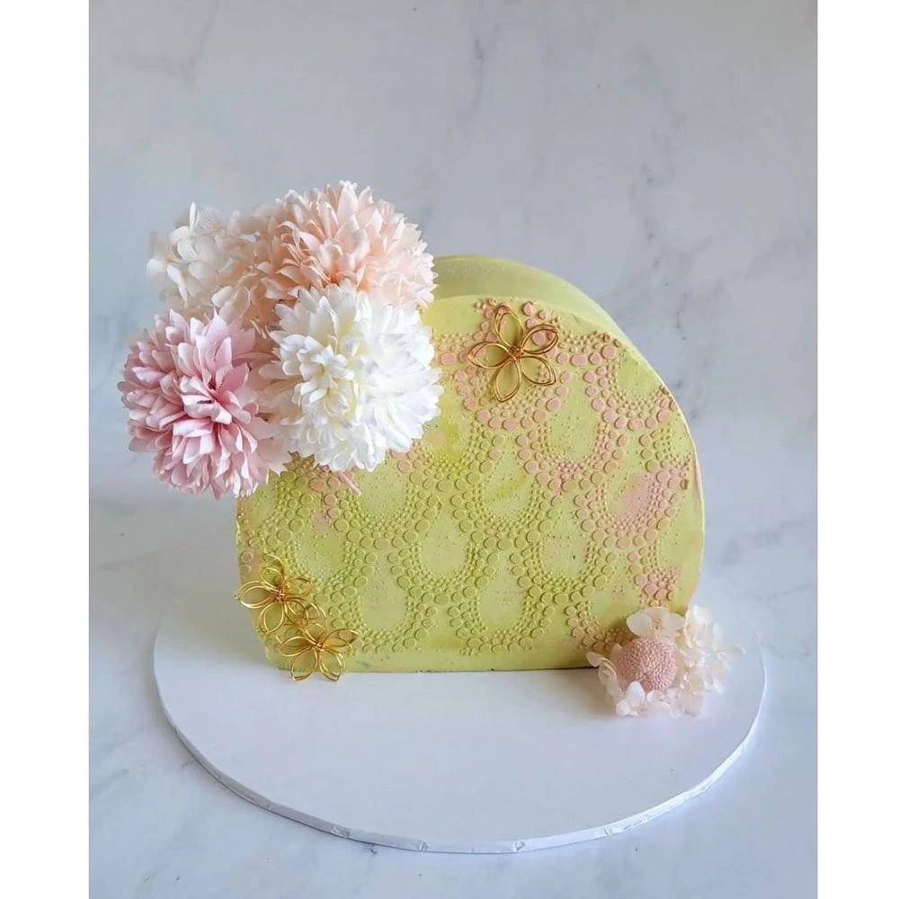 Caking It Up Avalon - Cake Stencil By Karen Reeves 3 Caking It Up Avalon - Cake Stencil By Karen Reeves - Image 3