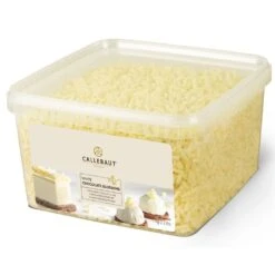 Callebaut Blossoms White Chocolate Flavoured Chocolate Shavings - 1kg