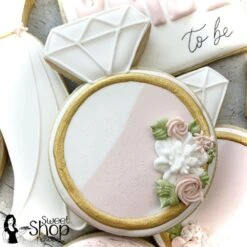 Evil Cake Genius Gold Royal Icing Mix 12 Evil Cake Genius Gold Royal Icing Mix -Silikomart Store evil cake genius gold royal icing mix p16577 58134 image