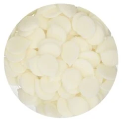 Fun Cakes Natural White Deco Melts Chocolate Buttons - 1kg 5 Fun Cakes Natural White Deco Melts Chocolate Buttons - 1kg -Silikomart Store fun cakes natural white deco melts chocolate buttons 1kg p12625 44221 image
