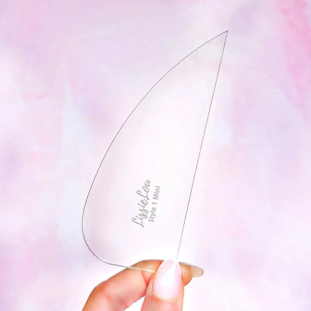 LissieLou Acrylic Mini Scraper Set Of 3 3 LissieLou Acrylic Mini Scraper Set Of 3 - Image 3